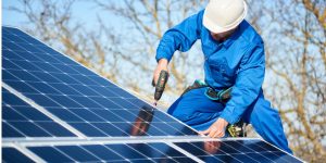 Installation Maintenance Panneaux Solaires Photovoltaïques à Puy-Sanieres